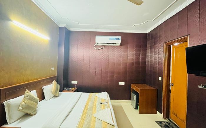 Hotel Sehaj Continental 