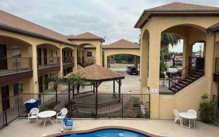 Texas  Inn Suites RGV