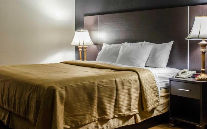 Days Inn by Wyndham Eglin AFB