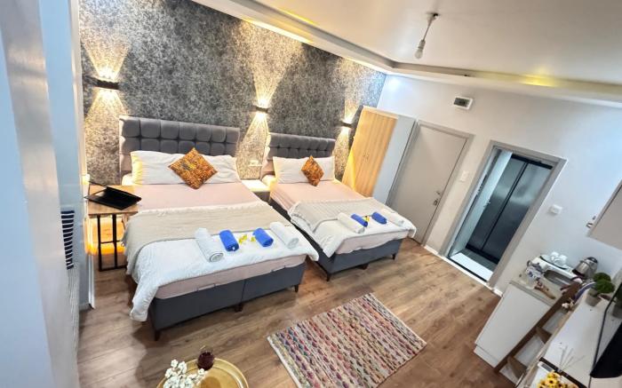 34 taksim house
