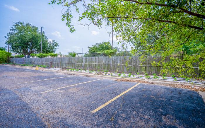 Lone Star Inn & Suites by OYO Harlingen TX