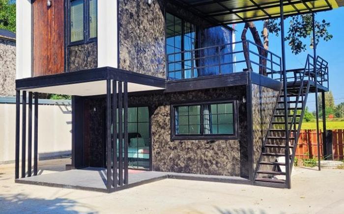 โรงแรมราชิการีสอร์ท