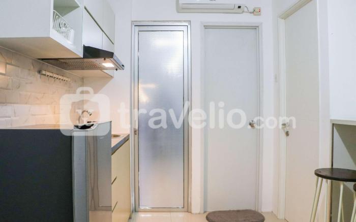 Best Well Furnish 2BR Bassura City Apt By Travelio