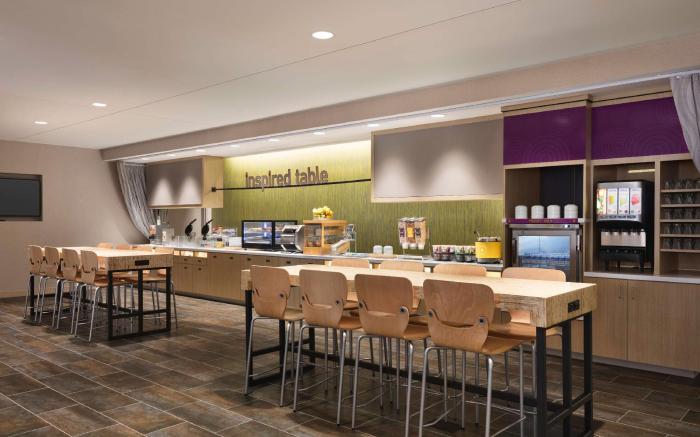 Home2 Suites by Hilton Milwaukee West
