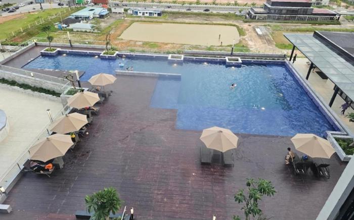 Paradise Inn 1222 Pollux Habibie Batam