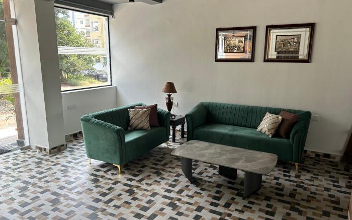 Palladium Luxury Suites Financial District Unit II