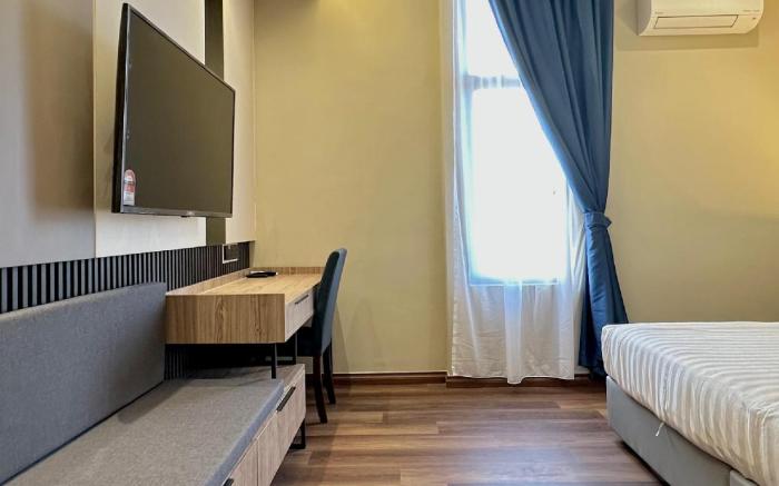 I-VISTA HOTEL