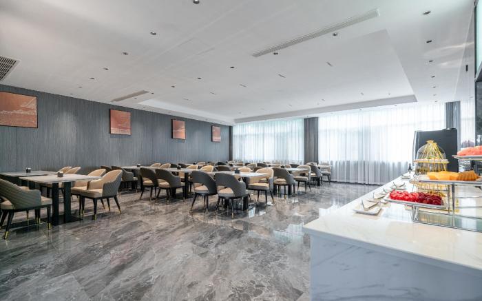 Rezen Dong Hotel Haining High-tech Industrial Park