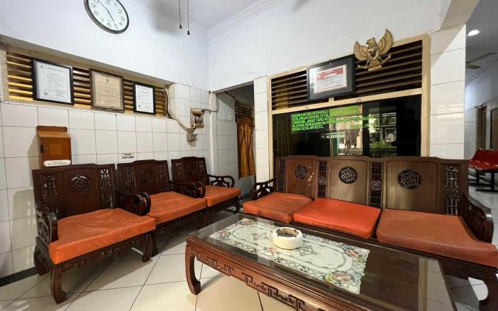 OYO 93296 Kost Gowa Near Gowa