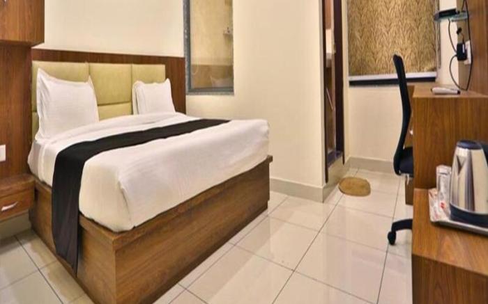 FabHotel Prime Shree Dev Prime
