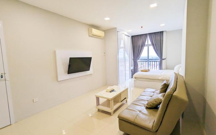 Lovina 20-12B at Formosa Residence