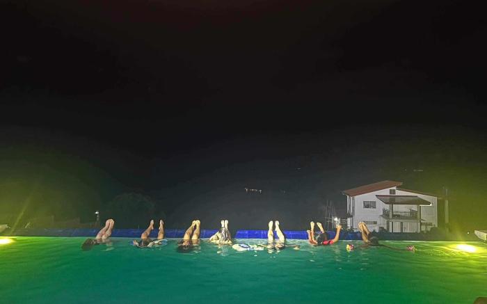 SCIA Hills 10 to 15pax
WiFiNetflixHBOVideokePool