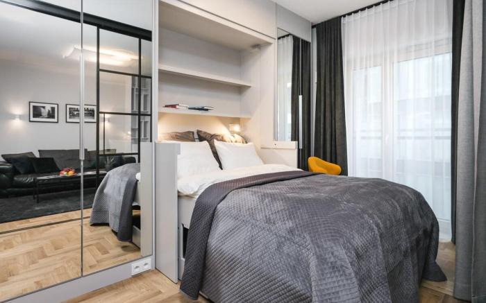 Golden Apartments Warsaw - Mennica Residence