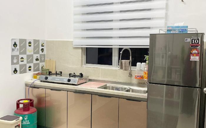 NN HOMESTAY @ GAPAM AYER KEROH (Unifi & Netflix)