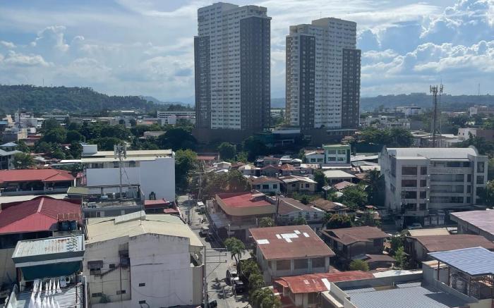 Centrio Tower 1BR Wifi & Netflix