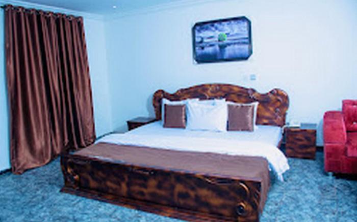 E-Gold Luxury Hotel,