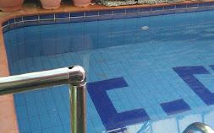 E-Suites Luxury Hotel