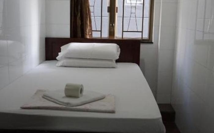 FOUR SEASONS HOSTEL