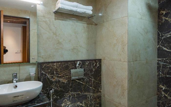 HOTEL VILVAH