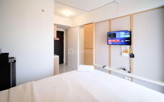 Simple Tidy Studio Suncity Residence By Travelio