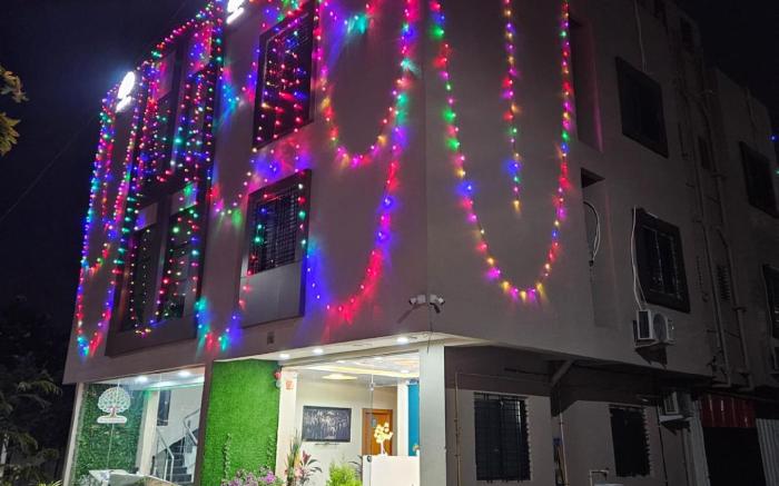 Hotel Sai Dakshina Inn