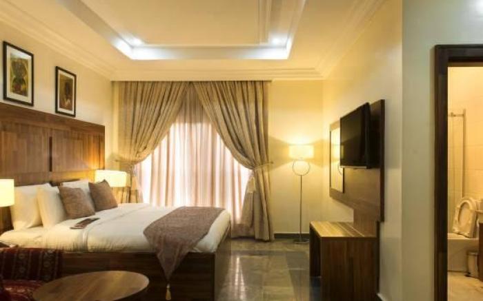 QUALIBEST GRAND HOTEL