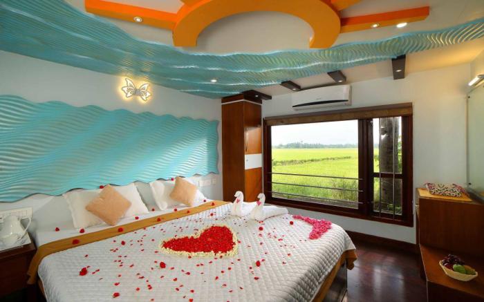 Giya Houseboats