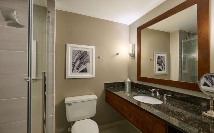 DoubleTree by Hilton Minneapolis Airport