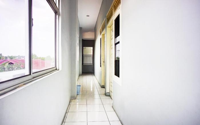 OYO 93071 Home Stay Kembar Syariah 