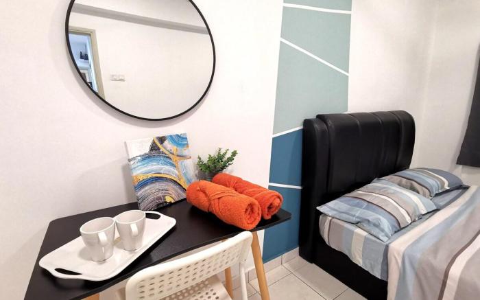 Menjalara/ Kepong/ Desapark - Room Only -1d
