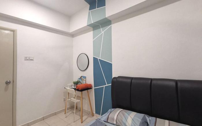 Menjalara/ Kepong/ Desapark - Room Only (2p1n)
