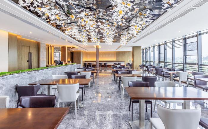Atour X Hotel Nanjing Jiangbei New District International Health Town