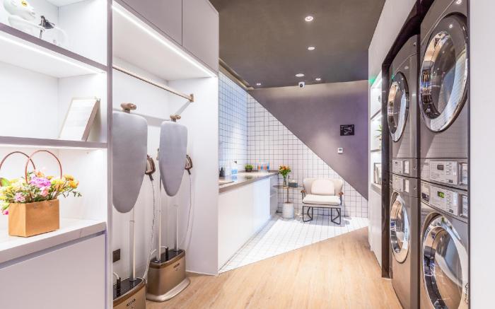 Atour S Hotel Qingdao May Fourth Square Hisense Plaza