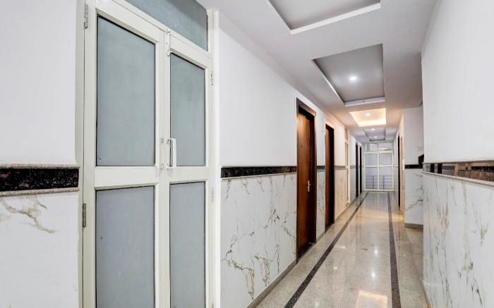 Super Hotel O Ambience Delhi Aero City Metro Station