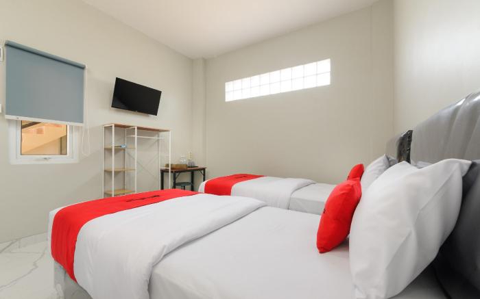 RedDoorz near GSG UNILA Lampung