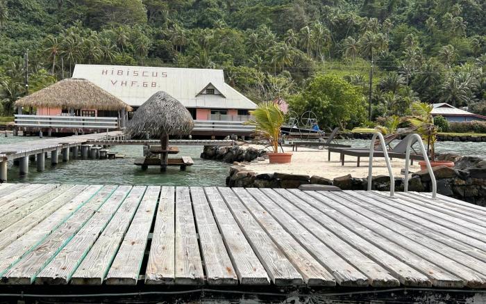 PENSION HIBISCUS TAHAA