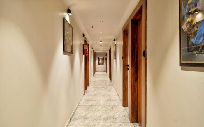 Hotel Royal Crown
