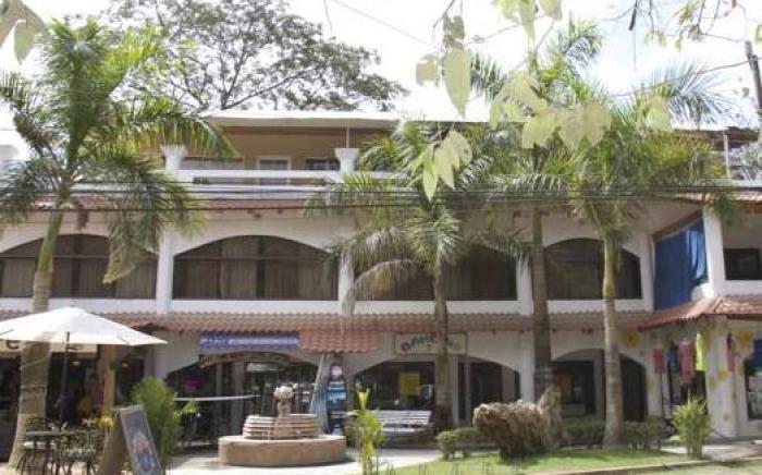 Plaza Royal Apartments