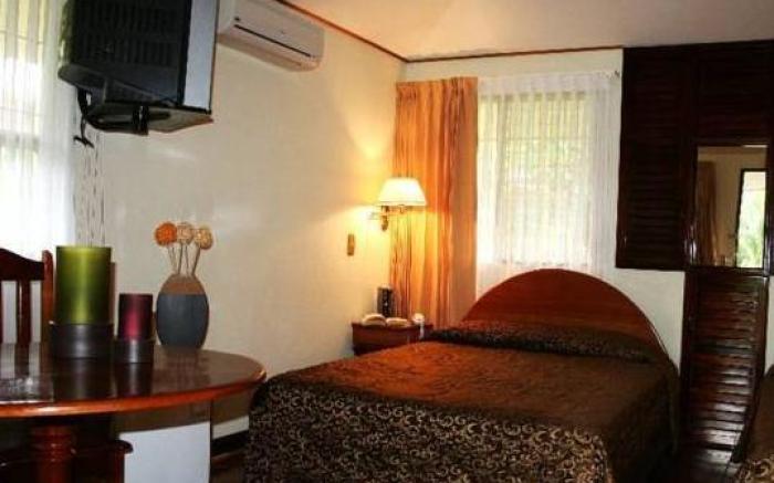 Hotel Arenal Country Inn