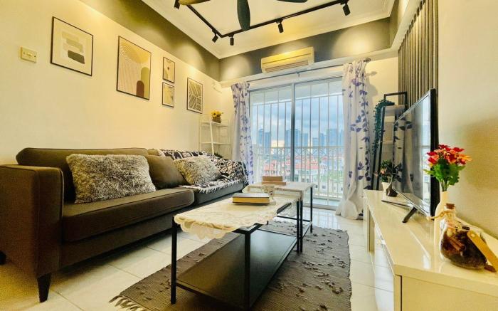 8 pax Opposite Bukit Jalil Stadium / Axiata Arena