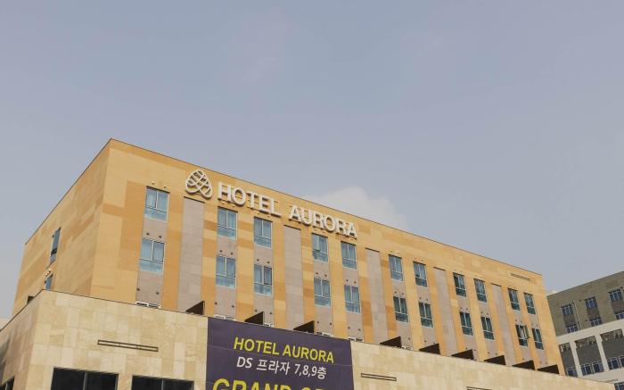 Aurora Hotel