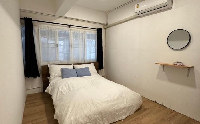 Hidden Gems in China town, 2BR