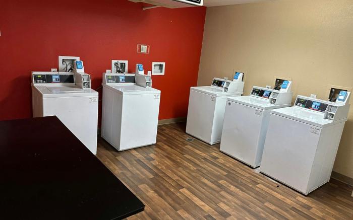 HomeTowne Studios Southfield