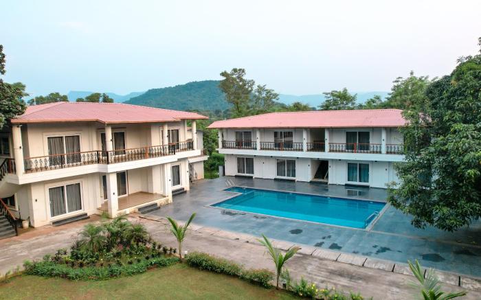 The Green Jungle Resort.