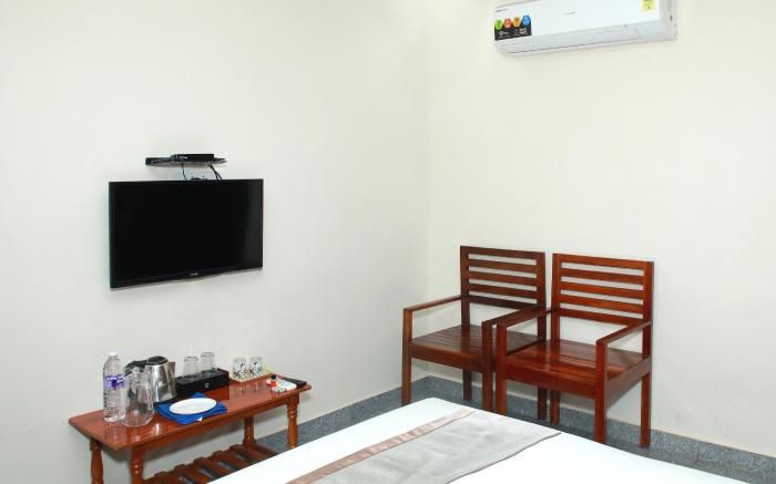 RedFox Hotel-T.Nagar