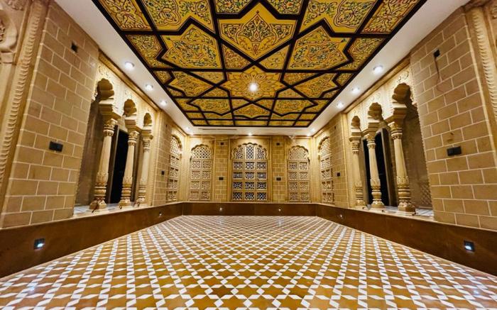 Guulab Haveli - Opp. Fort