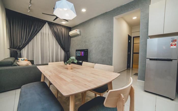 Amberside Comfy Stay 3BR in Danga Bay