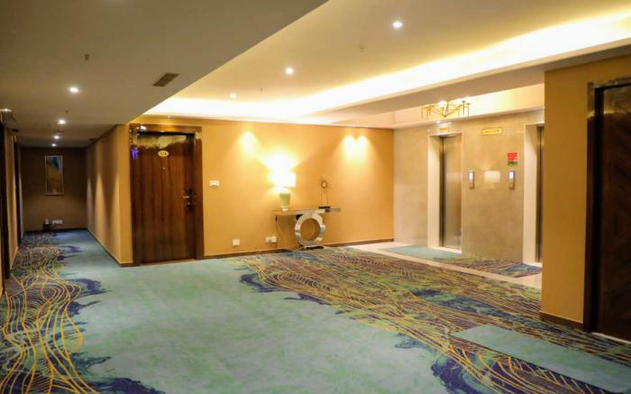 OAKTREE HOTEL