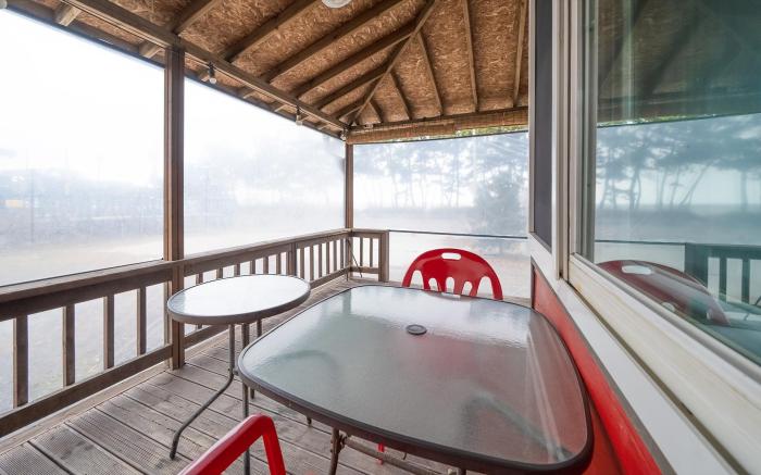 Boeryeong Rainbow Oceanview Pension