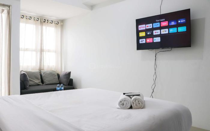 Cozy and Nice Studio Mekarwangi Square By Travelio
